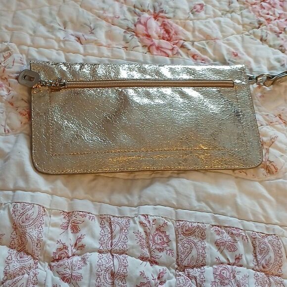 Sorial   - Picture 3 of 5